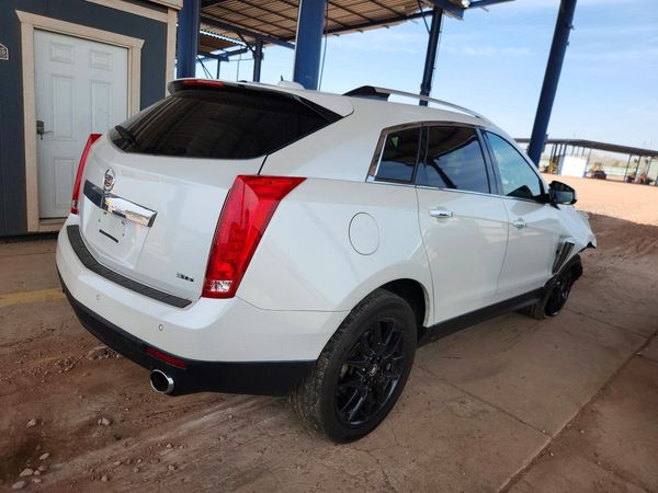 2015 CADILLAC SRX Luxury