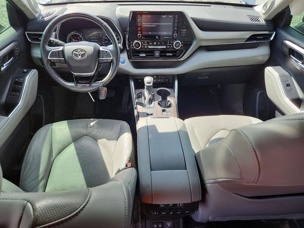 2021 TOYOTA HIGHLANDER Limited — CKPT
