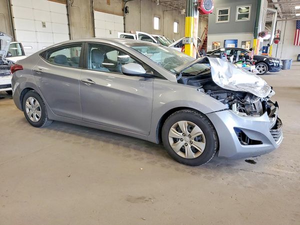 2016 HYUNDAI ELANTRA