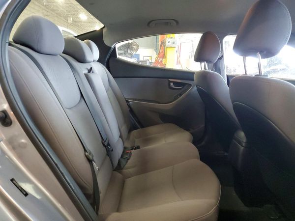 2016 HYUNDAI ELANTRA