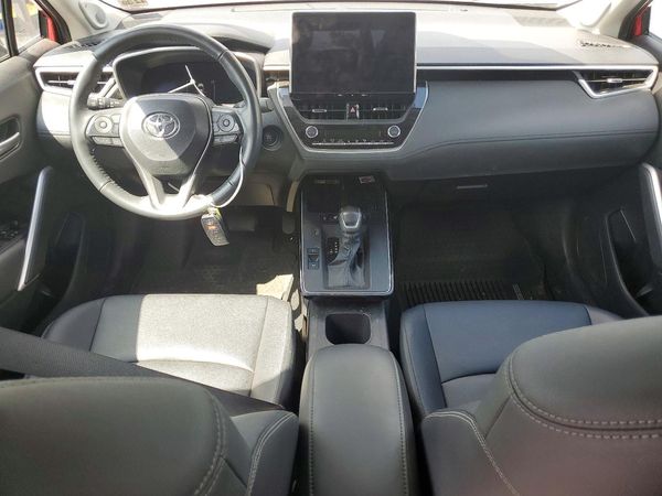2026 TOYOTA COROLLA CROSS