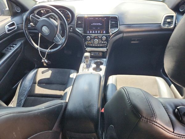 2020 JEEP GRAND CHEROKEE Laredo