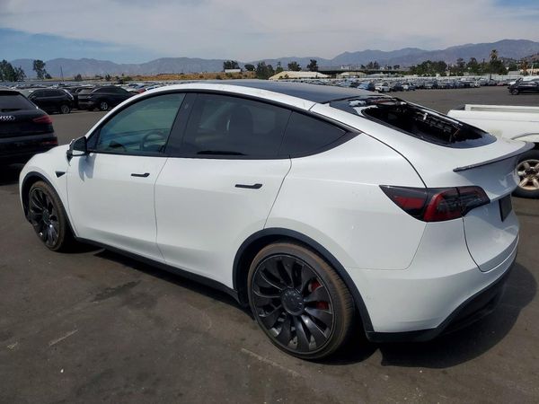 2022 TESLA MODEL Y