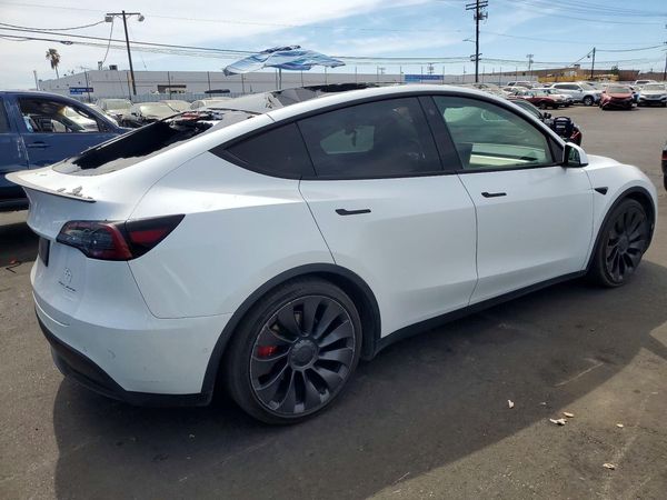 2022 TESLA MODEL Y