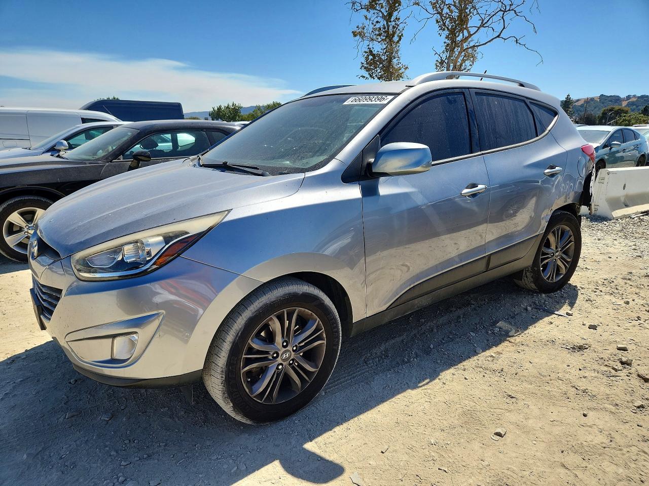 2014 HYUNDAI TUCSON GLS (Middle Level) — Front 3/4