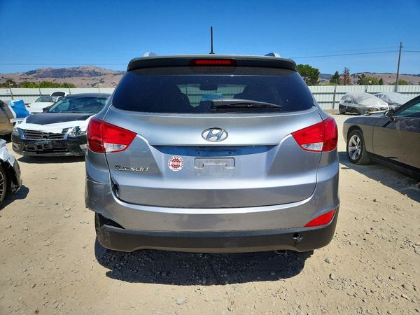2014 HYUNDAI TUCSON GLS (Middle Level) — DIRR