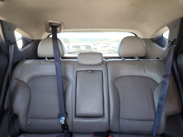 2014 HYUNDAI TUCSON GLS (Middle Level) — SUVN