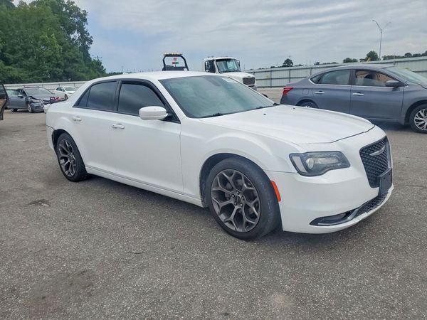 2015 CHRYSLER 300