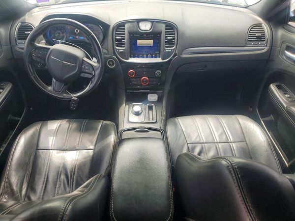 2015 CHRYSLER 300