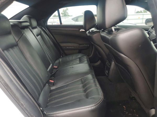 2015 CHRYSLER 300