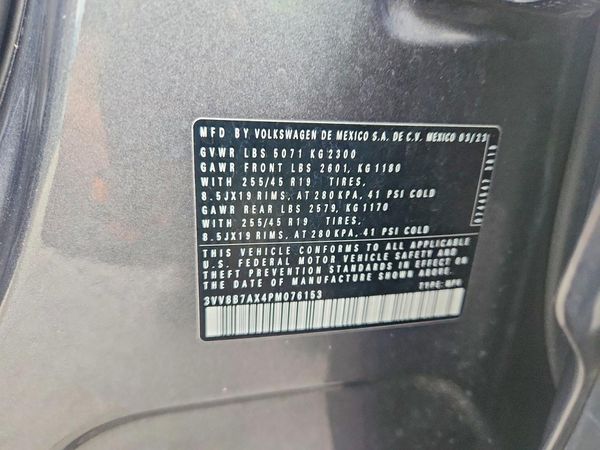 2023 VOLKSWAGEN TIGUAN 4Motion SE R-Line Black