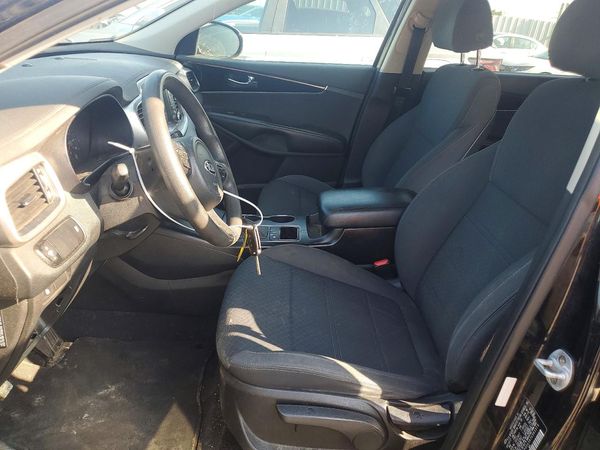 2018 KIA SORENTO L, LX