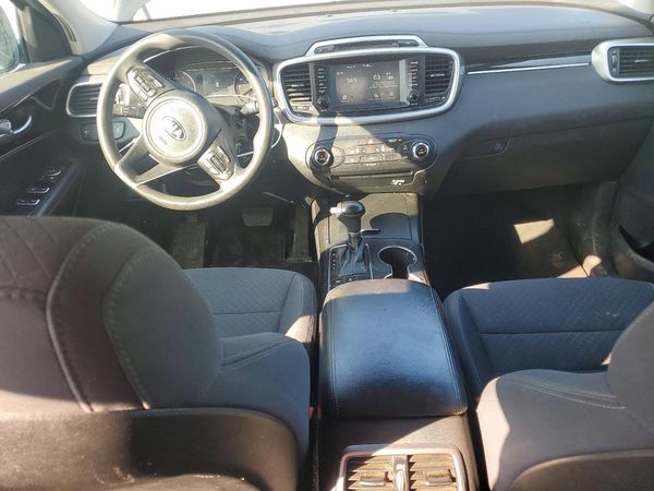 2018 KIA SORENTO L, LX