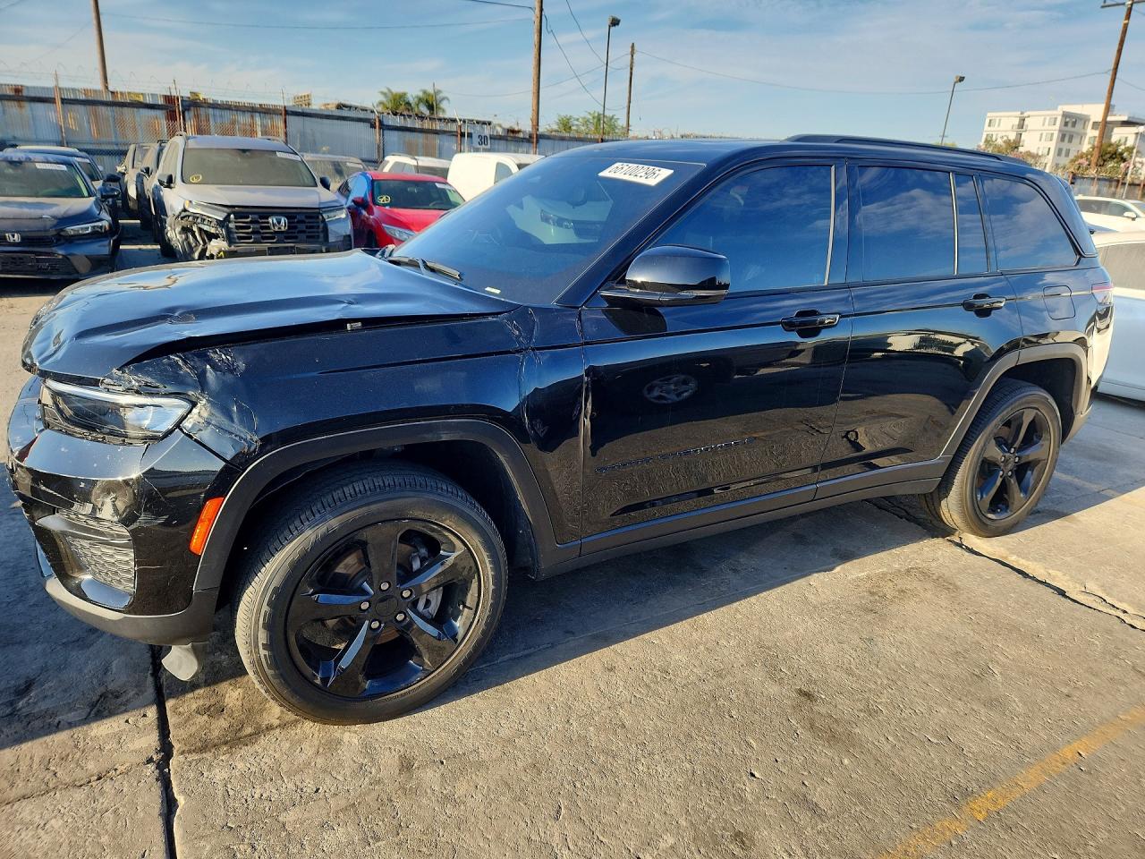 2024 JEEP GRAND CHEROKEE Laredo