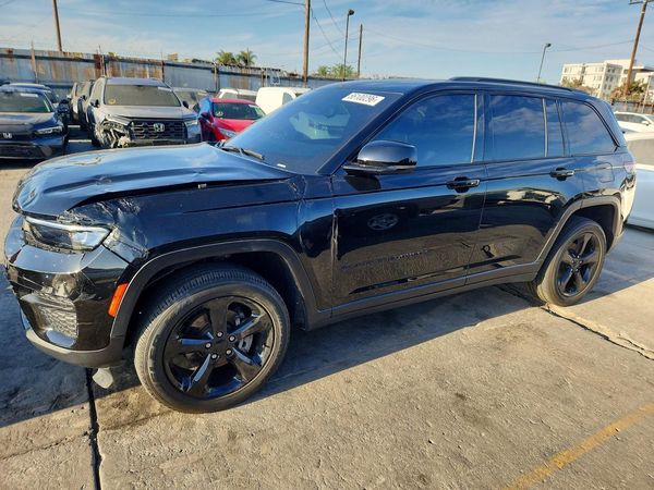 2024 JEEP GRAND CHEROKEE