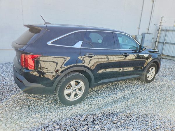 2021 KIA SORENTO LX
