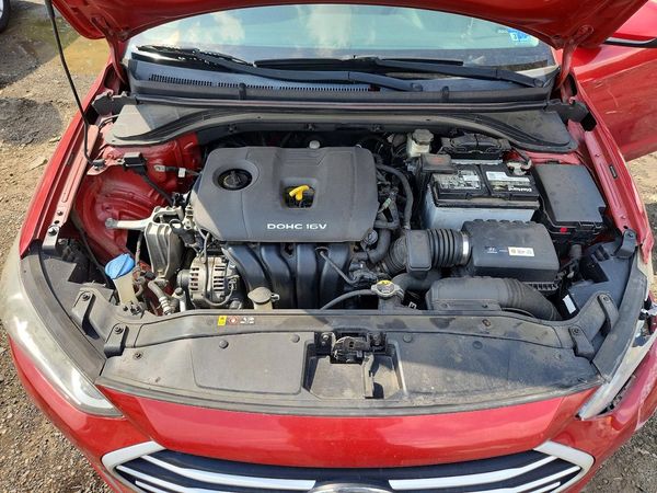 2017 HYUNDAI ELANTRA
