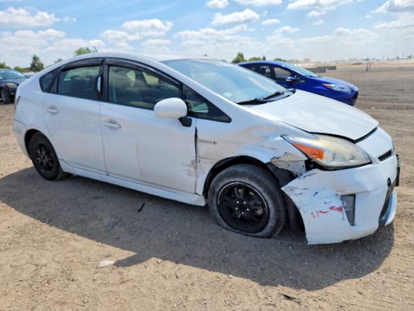 2013 TOYOTA PRIUS