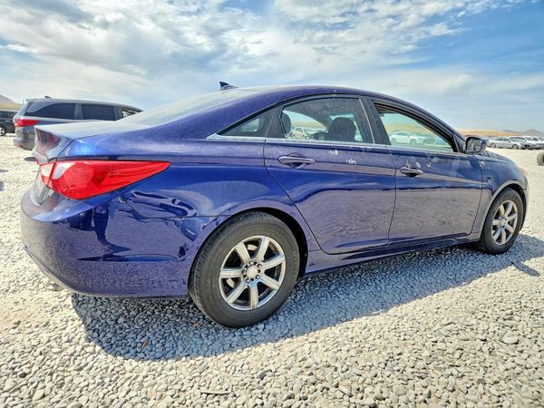 2012 HYUNDAI SONATA Middle-low level