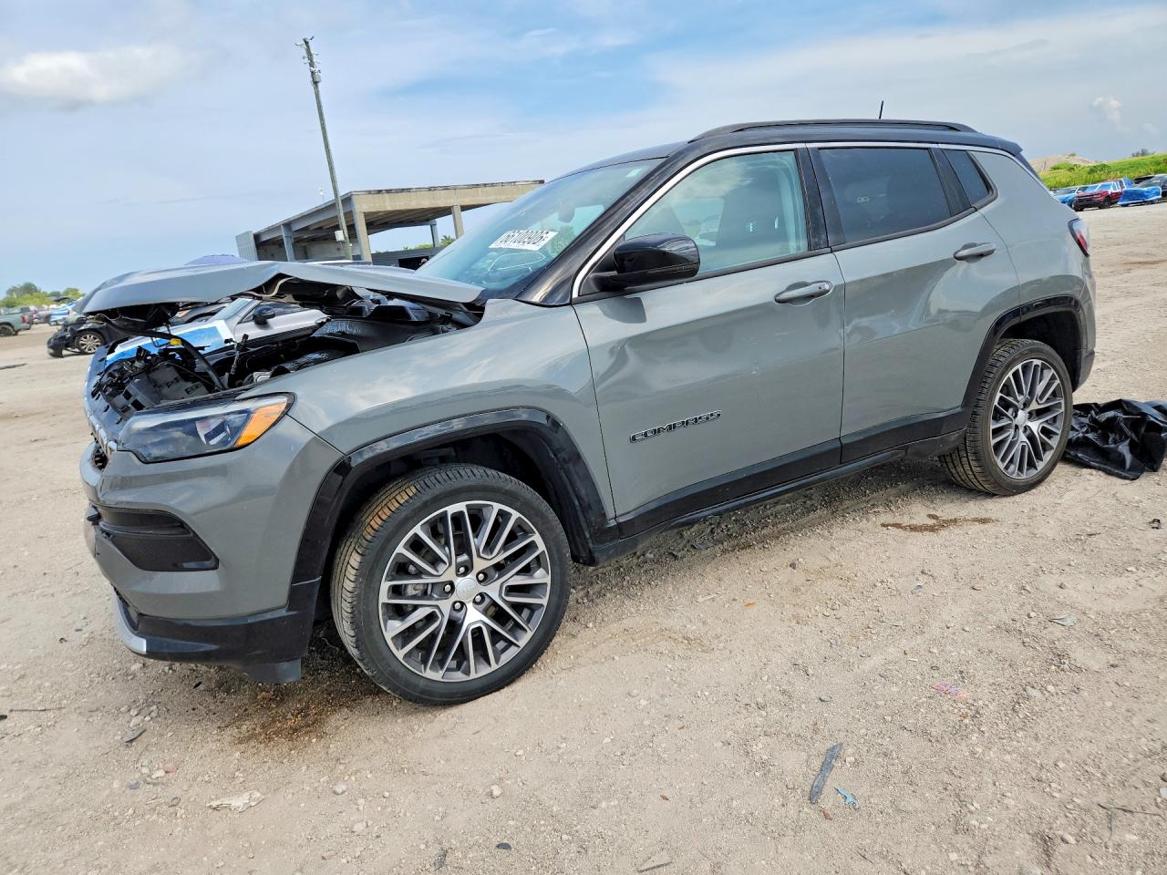 2022 JEEP COMPASS