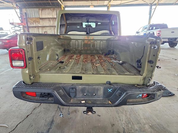 2025 JEEP GLADIATOR