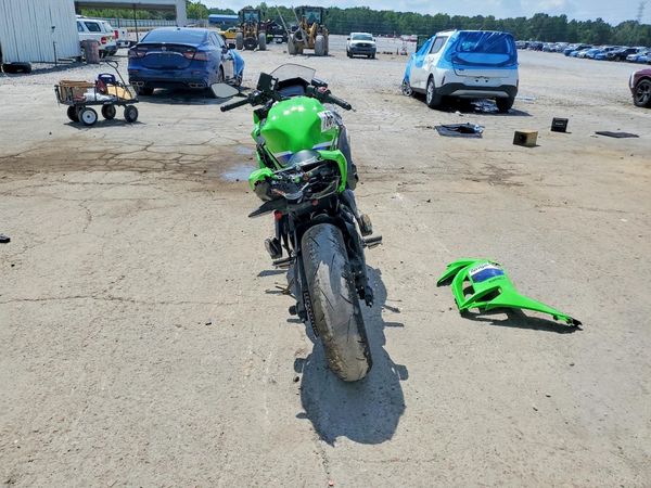 2026 KAWASAKI EX650