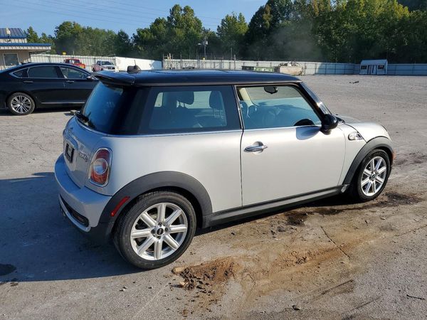 2013 MINI COOPER