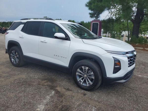 2025 CHEVROLET EQUINOX