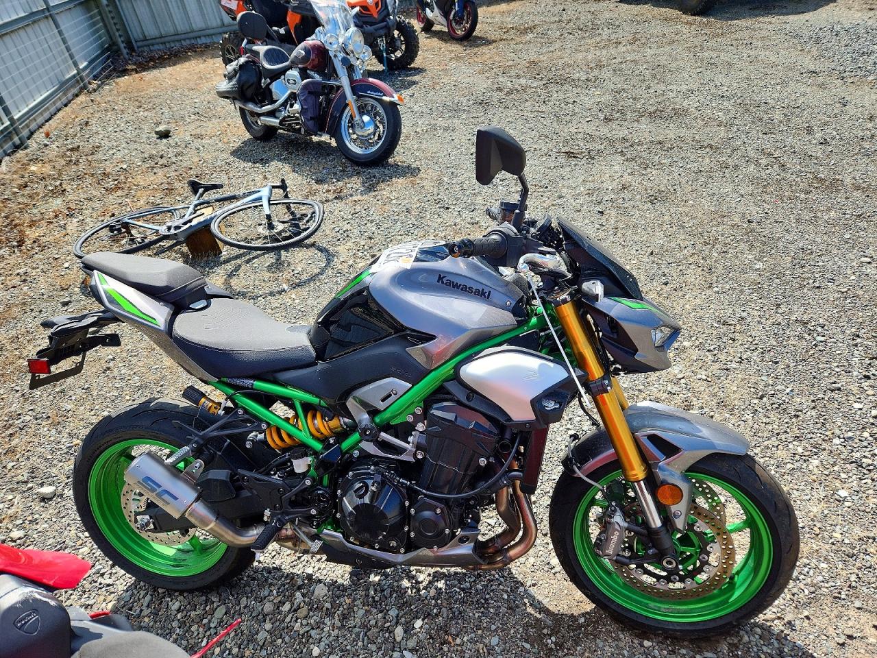 2025 KAWASAKI ZR900