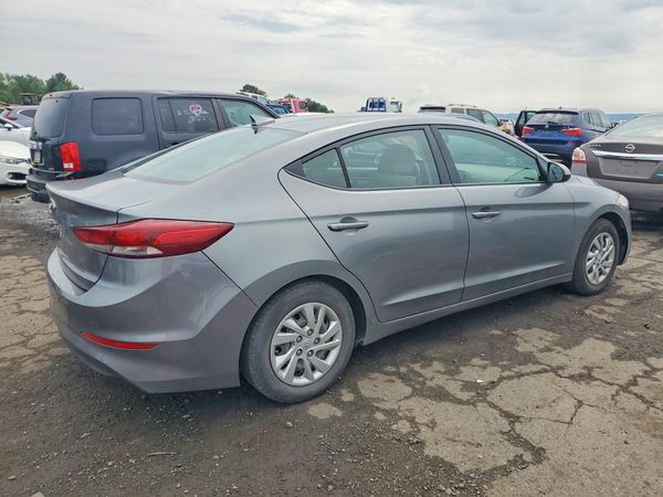 2017 HYUNDAI ELANTRA SE Base