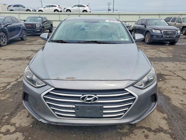 2017 HYUNDAI ELANTRA SE Base