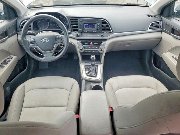 2017 HYUNDAI ELANTRA SE Base