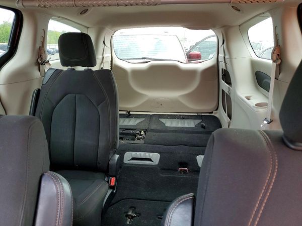 2017 CHRYSLER PACIFICA LX