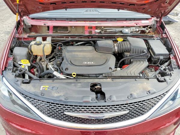 2017 CHRYSLER PACIFICA LX