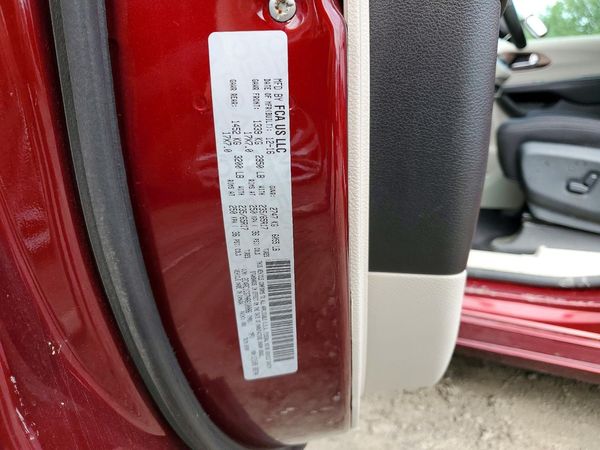 2017 CHRYSLER PACIFICA LX