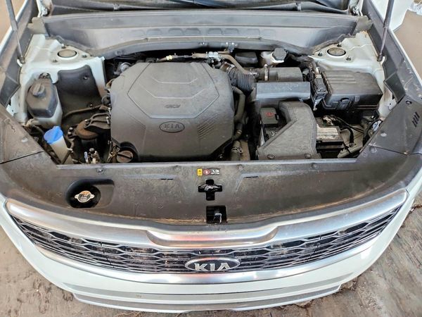 2020 KIA TELLURIDE EX — Engine bay