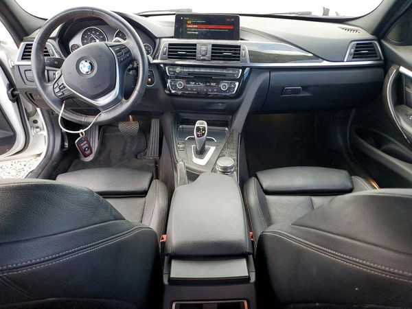 2018 BMW 330 SA