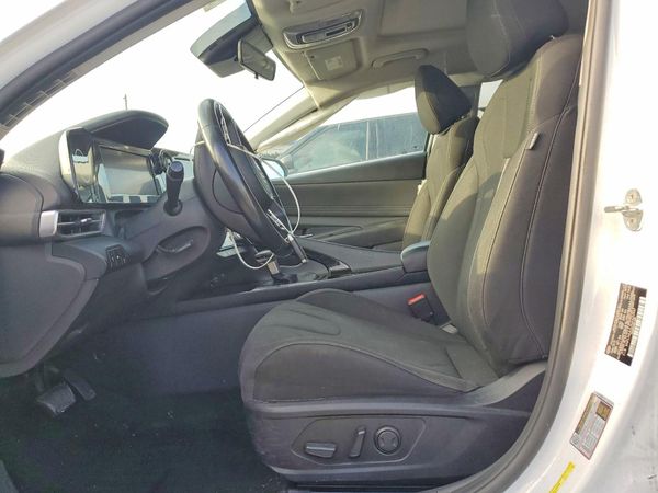 2021 HYUNDAI ELANTRA