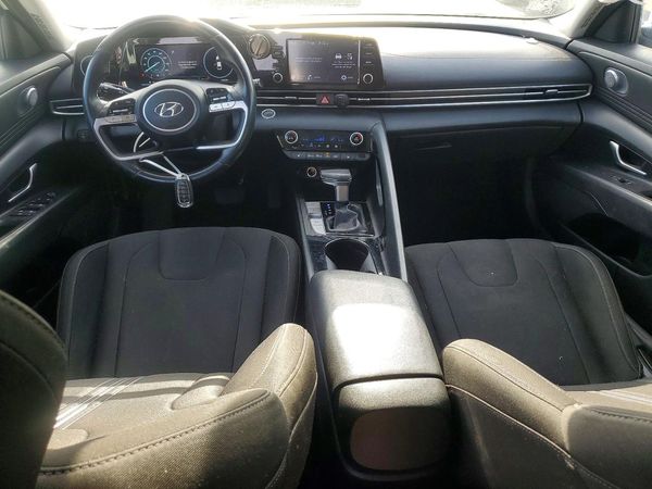 2021 HYUNDAI ELANTRA