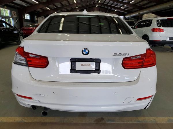 2015 BMW 328