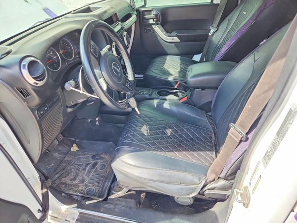 2016 JEEP WRANGLER Rubicon — DENT