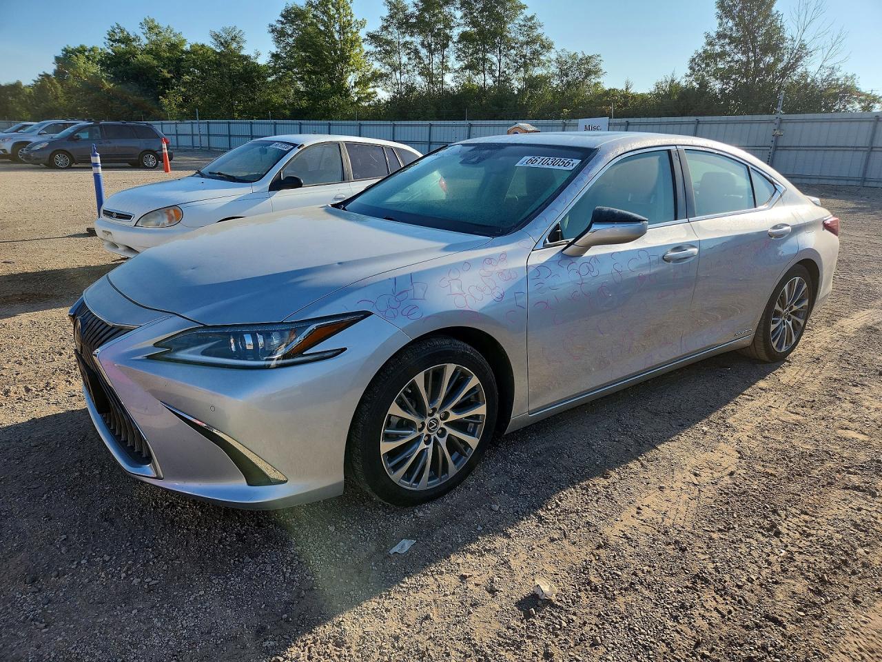 2020 LEXUS ES 300h Premium