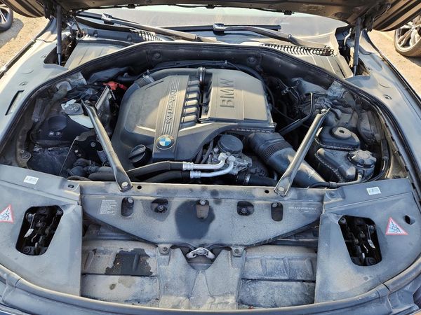 2013 BMW 740 xDrive