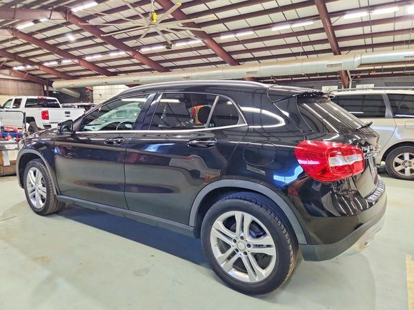 2016 MERCEDES-BENZ GLA GLA250-4M