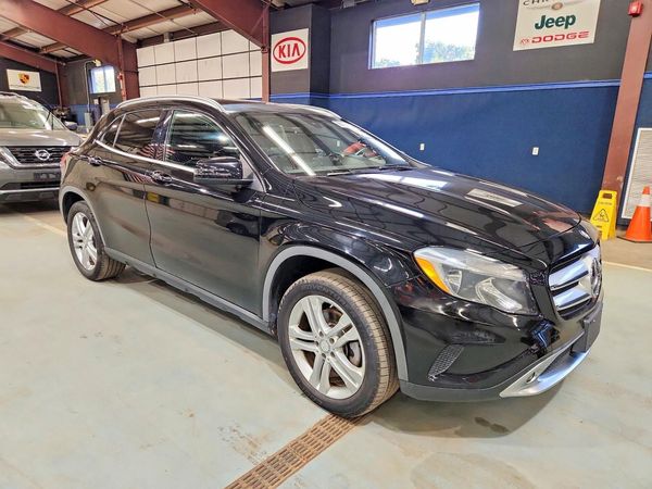 2016 MERCEDES-BENZ GLA GLA250-4M