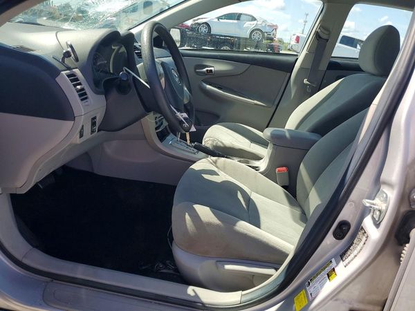2012 TOYOTA COROLLA