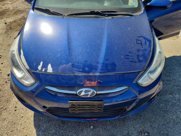 2017 HYUNDAI ACCENT SE Base — Engine bay
