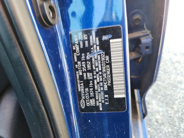 2017 HYUNDAI ACCENT SE Base — VINS