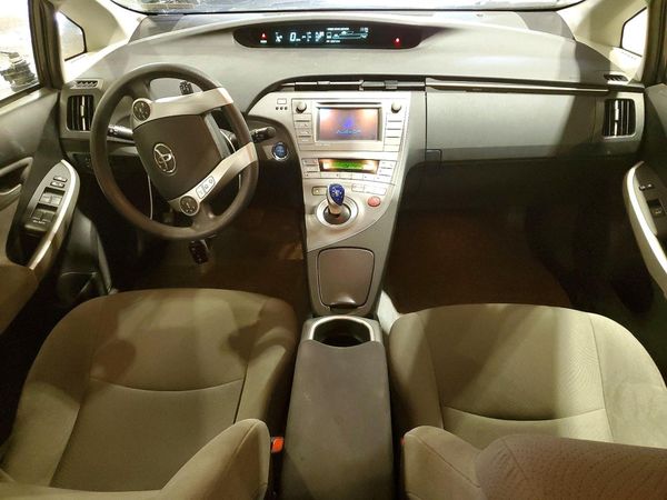 2014 TOYOTA PRIUS