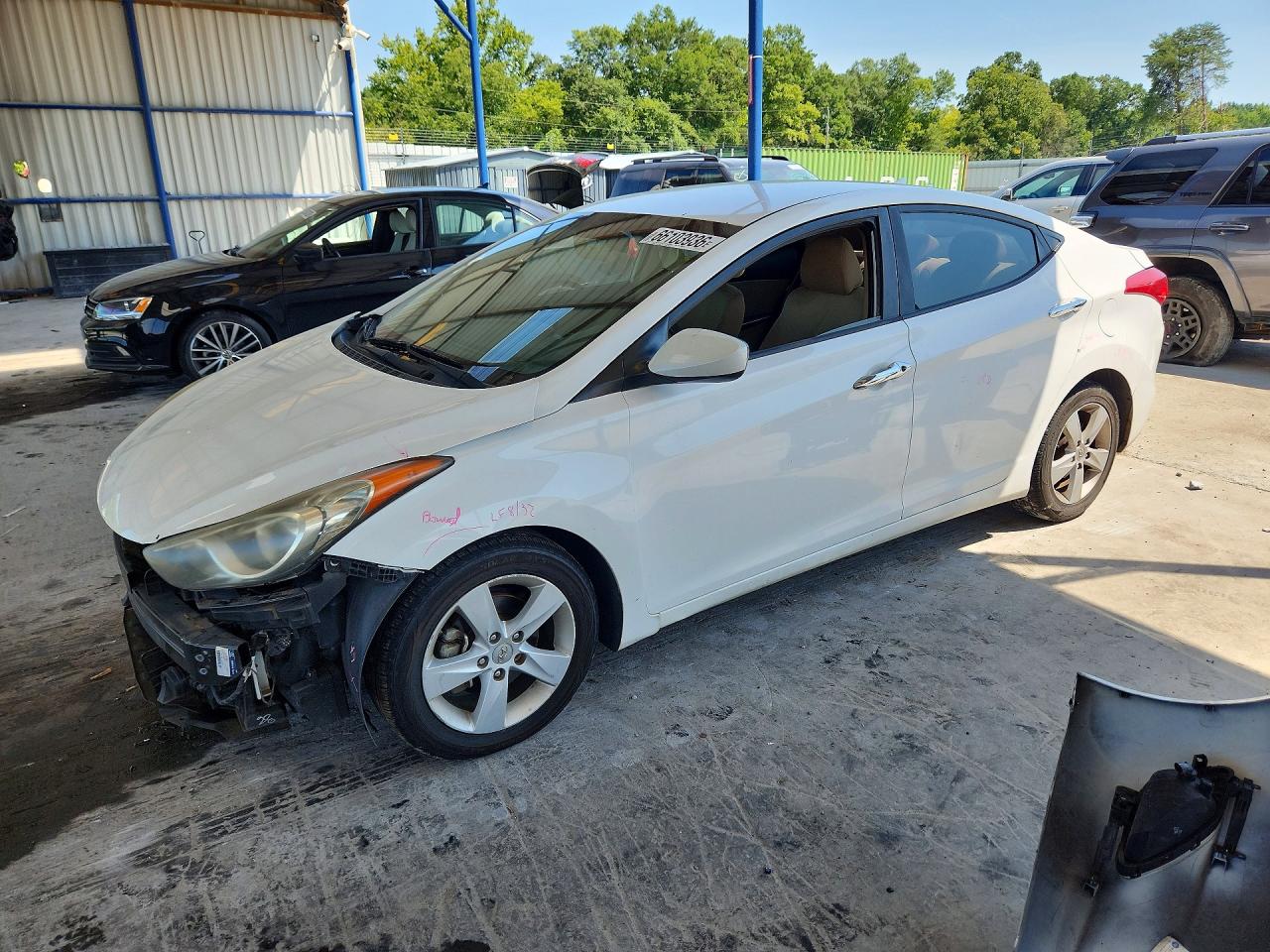 2013 HYUNDAI ELANTRA — Front 3/4